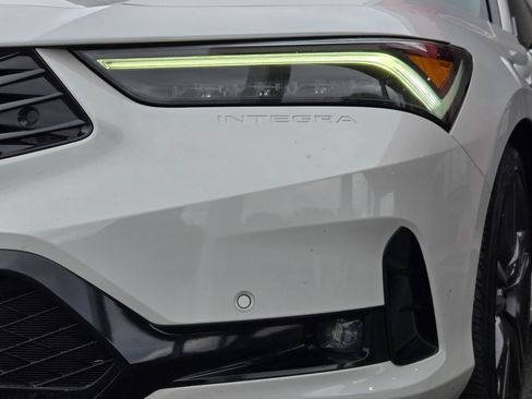 Used 2023 Acura Integra A-Spec FWD image 14