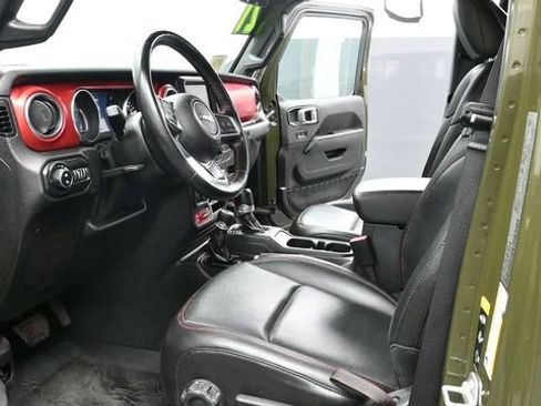 Used 2021 Jeep Gladiator Rubicon AWD/4WD image 12