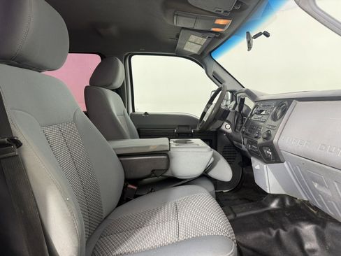 Used 2015 Ford F350 XL w/ Power Equipment Group image 10