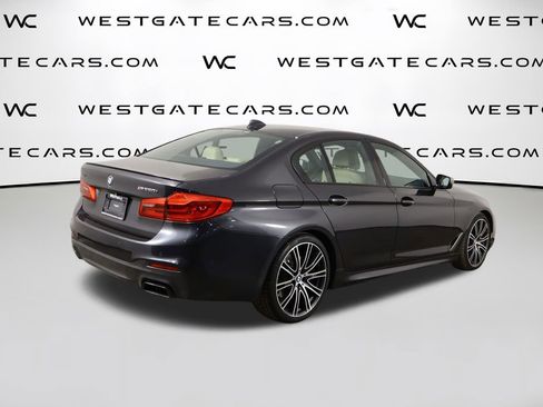 Used 2019 BMW M550i xDrive image 44