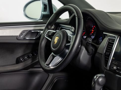 Used 2017 Porsche Macan GTS image 26