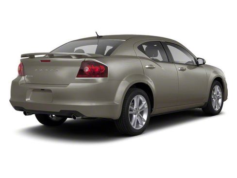 Used 2013 Dodge Avenger SE FWD image 2