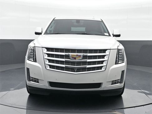 Used 2020 Cadillac Escalade ESV 2WD image 15