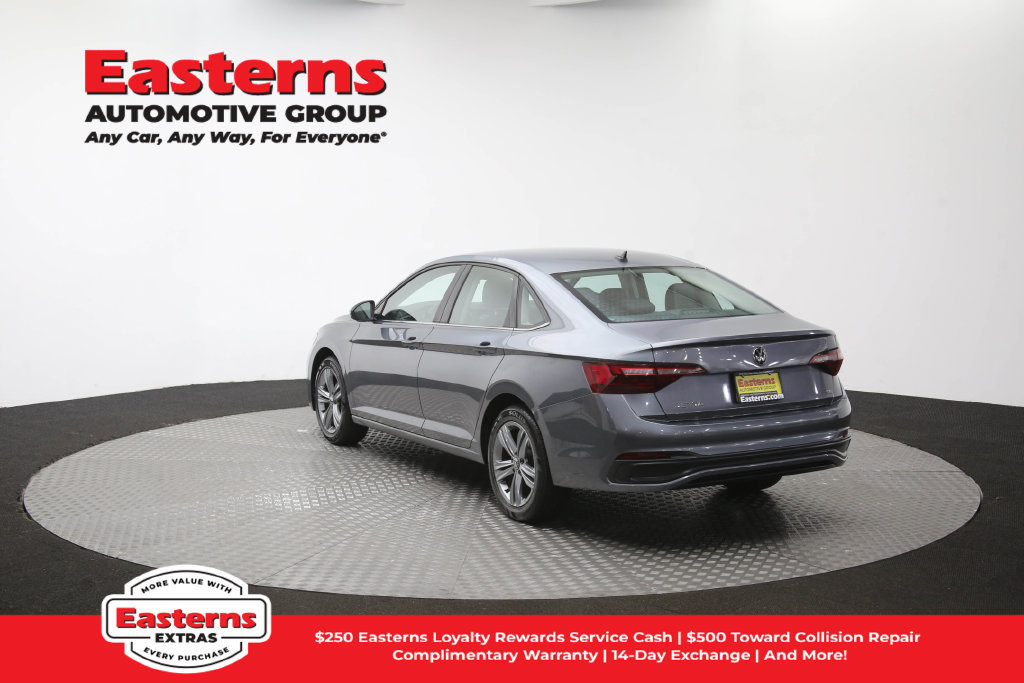 Used 2024 Volkswagen Jetta SE FWD image 66