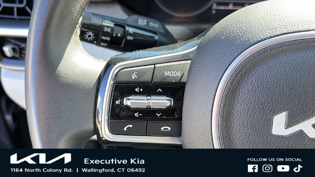 Certified 2023 Kia Sorento X-Line EX AWD/4WD image 14