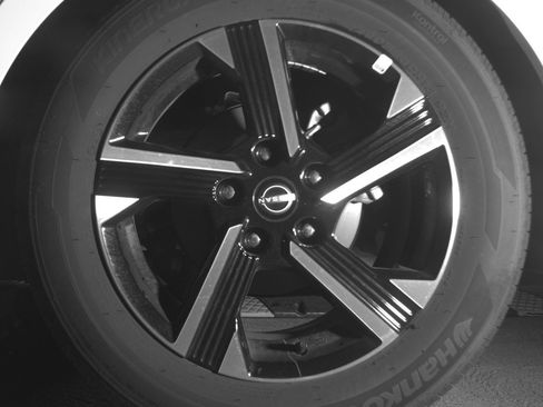 Used 2025 Nissan Sentra SV image 14