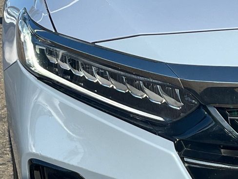 Certified 2022 Honda Accord Sport image 36