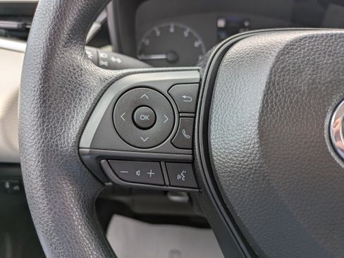 Certified 2025 Toyota Corolla LE image 17