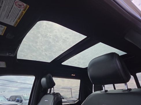 Used 2017 Ford F250 Platinum w/ Platinum Ultimate Package image 9