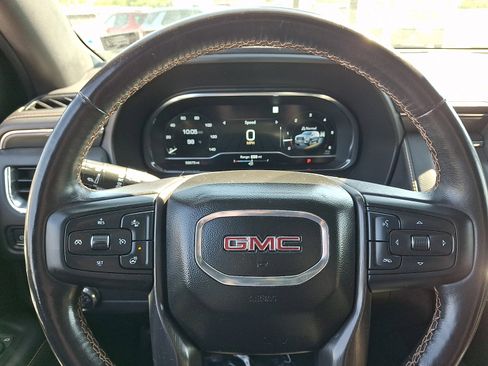 Used 2023 GMC Yukon XL AT4 w/ AT4 Premium Package AWD/4WD image 23