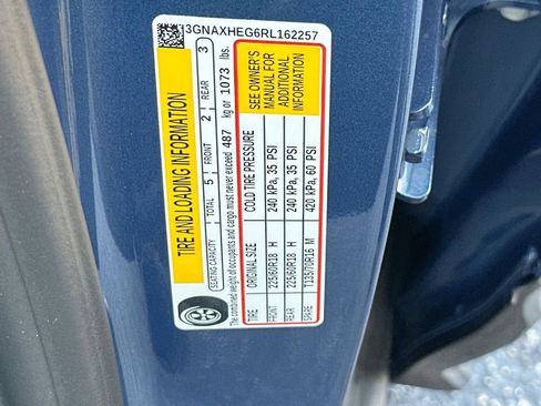 Used 2024 Chevrolet Equinox LS w/ Sport Edition FWD image 29