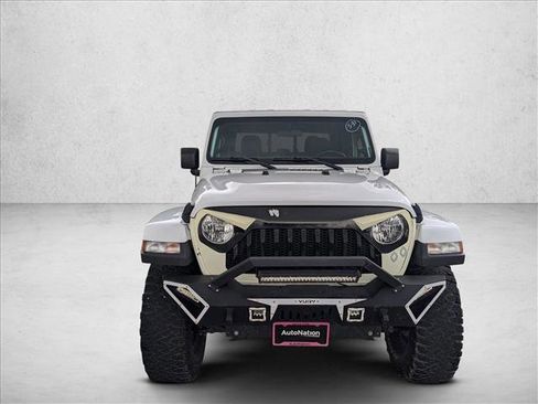 Used 2022 Jeep Gladiator Sport AWD/4WD image 2