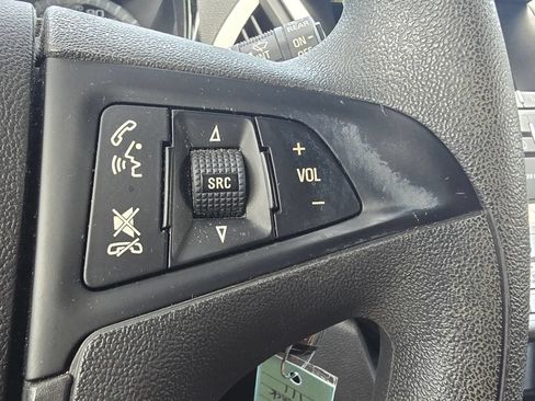 Used 2017 GMC Terrain SLE FWD image 25