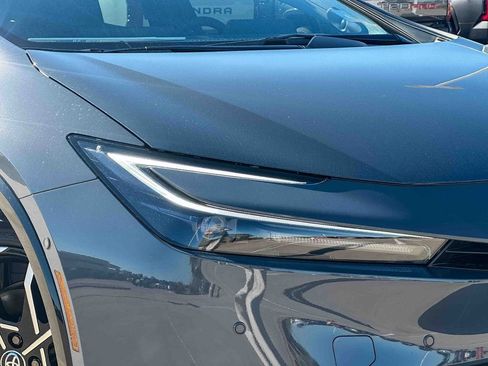 New 2026 Toyota Prius XSE Premium image 2