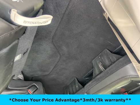 Certified 2023 Chrysler Pacifica Touring-L image 22