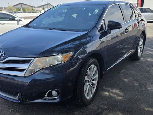 Used 2015 Toyota Venza LE AWD/4WD image 1