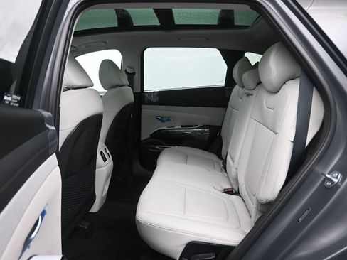 Used 2025 Hyundai Tucson Limited AWD/4WD image 30