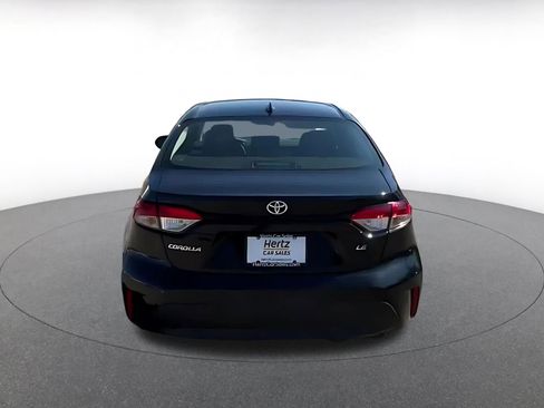 Used 2025 Toyota Corolla LE image 12