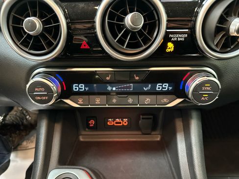 Certified 2024 Nissan Sentra SR image 30