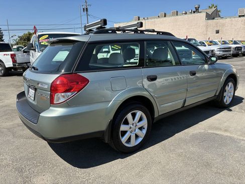 Used 2009 Subaru Outback 2.5i Special Edition image 2