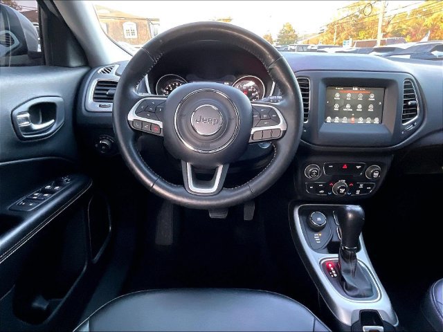 Used 2019 Jeep Compass Latitude w/ Popular Equipment Group AWD/4WD image 13