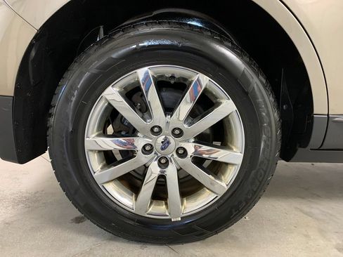 Used 2013 Ford Edge Limited AWD/4WD image 10