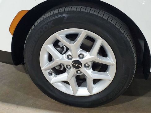 Used 2022 Kia Soul LX w/ Technology Package image 45