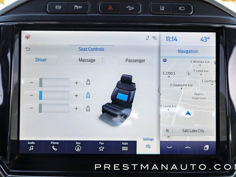 Used 2022 Ford F350 Platinum w/ FX4 Off-Road Package image 39