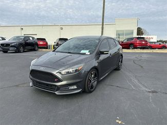 Used 2015 Ford Focus ST w/ Equipment Group 402A video 3