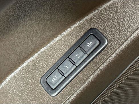 Used 2018 GMC Yukon Denali w/ Denali Ultimate Package image 30