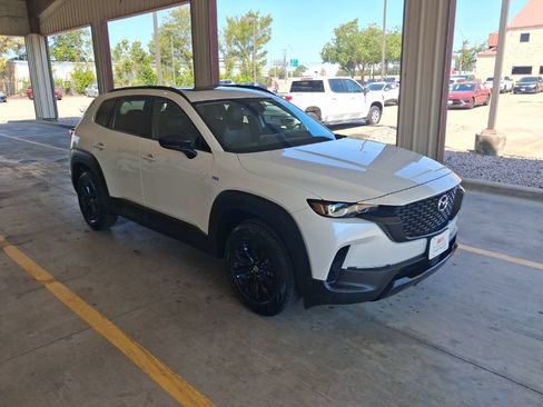 Used 2025 MAZDA CX-50 AWD 2.5 Hybrid w/ Premium Pkg image 6