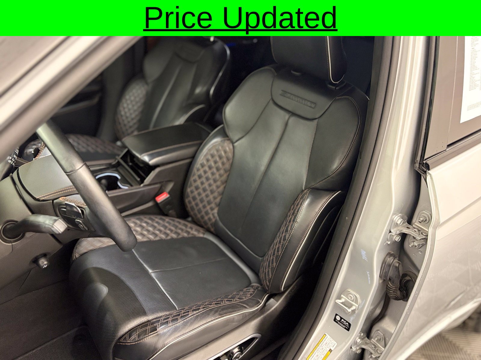 Used 2022 Jeep Grand Cherokee Summit AWD/4WD image 4