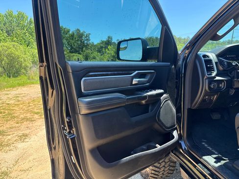 Used 2020 RAM 1500 Big Horn AWD/4WD image 4