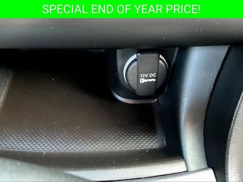 Used 2022 Dodge Charger Scat Pack w/ Daytona Edition Group image 16