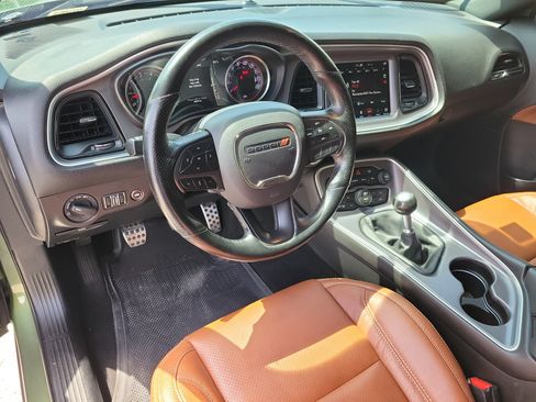 Used 2019 Dodge Challenger R/T Scat Pack RWD image 16