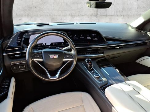 Used 2022 Cadillac Escalade Sport w/ Touring Package AWD/4WD image 7