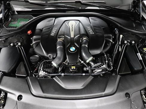 Used 2017 BMW 750i 750i image 60