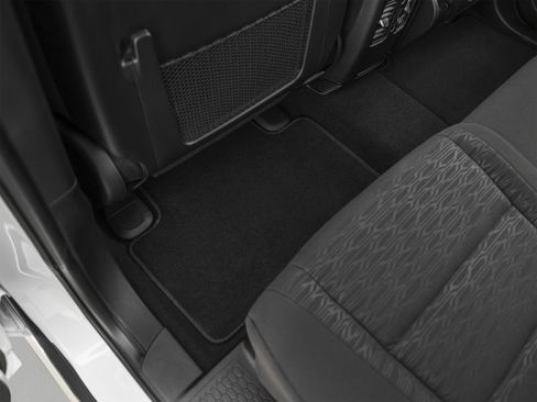 Used 2021 Dodge Durango SRT w/ Technology Group AWD/4WD image 40