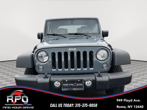 Used 2015 Jeep Wrangler Sport AWD/4WD image 4