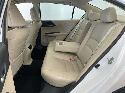 Used 2016 Honda Accord EX-L image 18