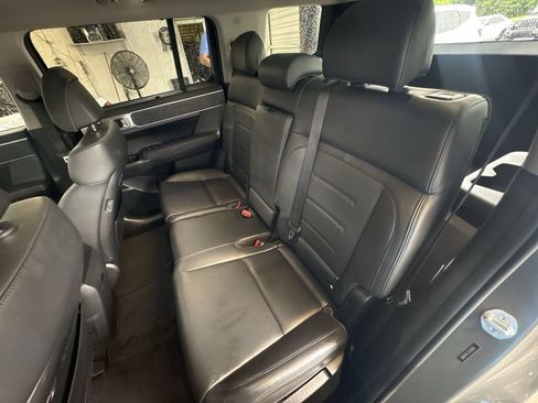 Used 2025 Hyundai Santa Fe Limited FWD image 23