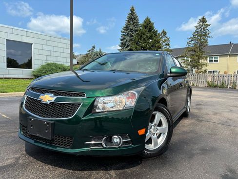 Used 2014 Chevrolet Cruze LT w/ RS Package FWD image 2
