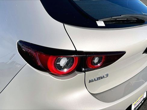 Used 2025 MAZDA MAZDA3 s Sport image 23