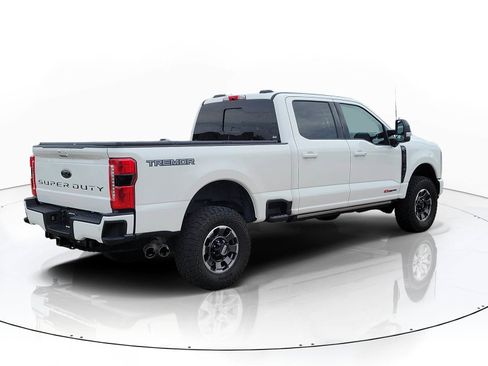Used 2024 Ford F250 Lariat w/ Lariat Ultimate Package AWD/4WD image 3