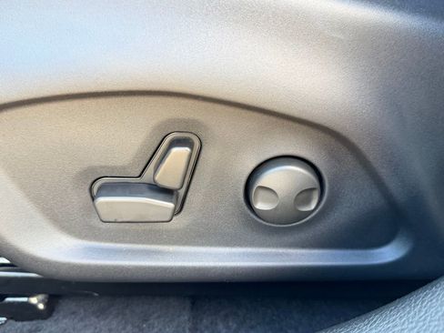 New 2026 Jeep Compass Limited image 16