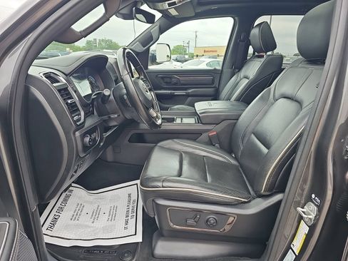 Used 2022 RAM 1500 Limited AWD/4WD image 9