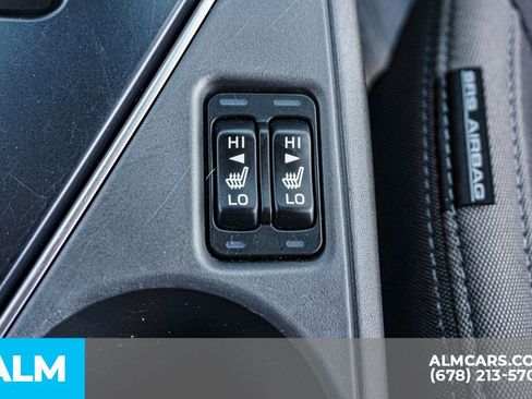 Used 2025 Subaru Crosstrek 2.0i Premium AWD/4WD image 43