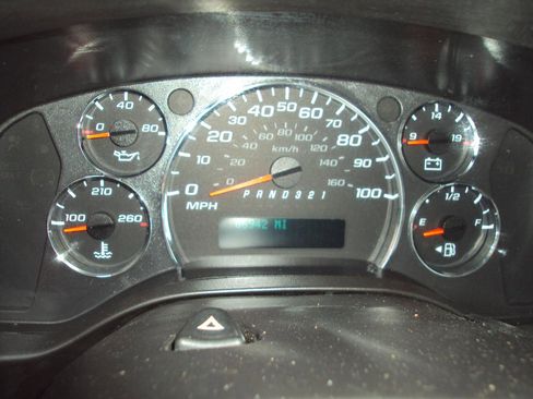 Used 2013 Chevrolet Express 1500 AWD image 18