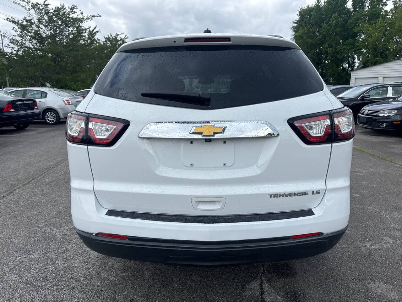 Used 2016 Chevrolet Traverse LS FWD image 7