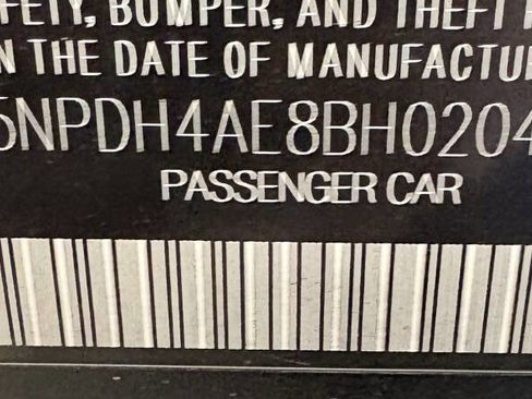 Used 2011 Hyundai Elantra Limited image 14